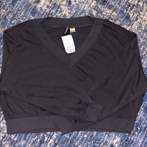 H&M Women's V-Neck Sweater in Dark Gray